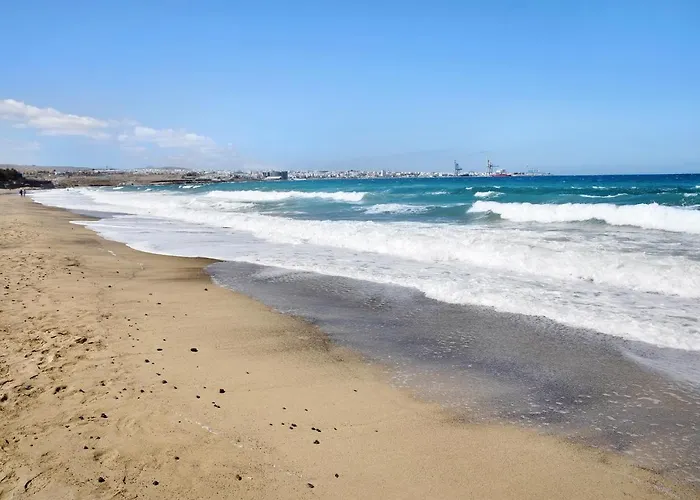 Betty B Puerto del Rosario (Fuerteventura)
